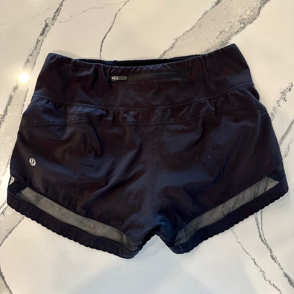 Lululemon Time to sweat short 3” Black Size 4